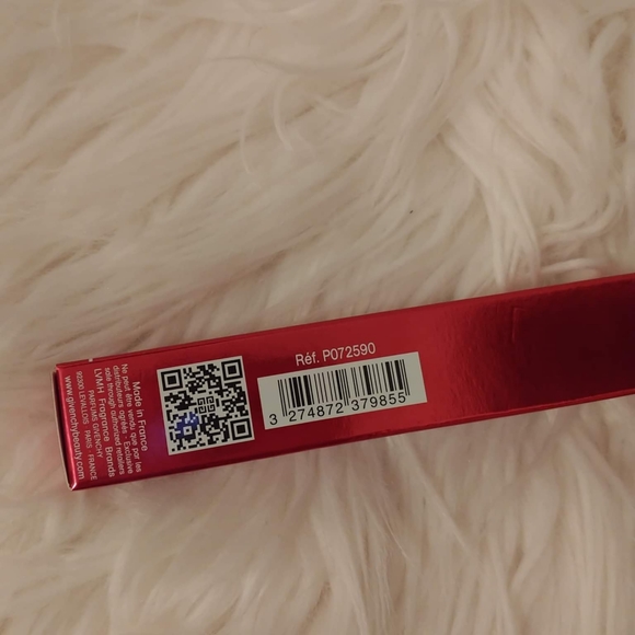 💝FIRM! NWT GIVENCHY VOLUME DISTURBIA MASCARA - Picture 7 of 12